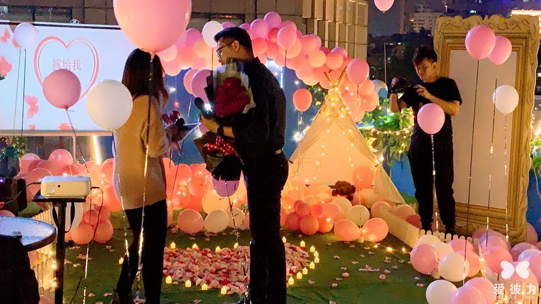 达州浪漫求婚表白送女友什么礼物好送女友求婚时礼物排行榜